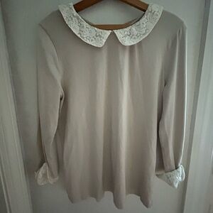 Garnet Hill size medium jersey knit lace collar long sleeve top.